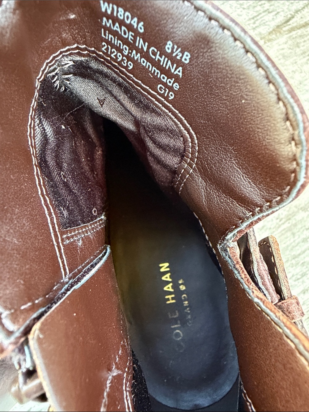 Cole Haan leather booties . Women’s size 8.5 - Picture 5 of 5